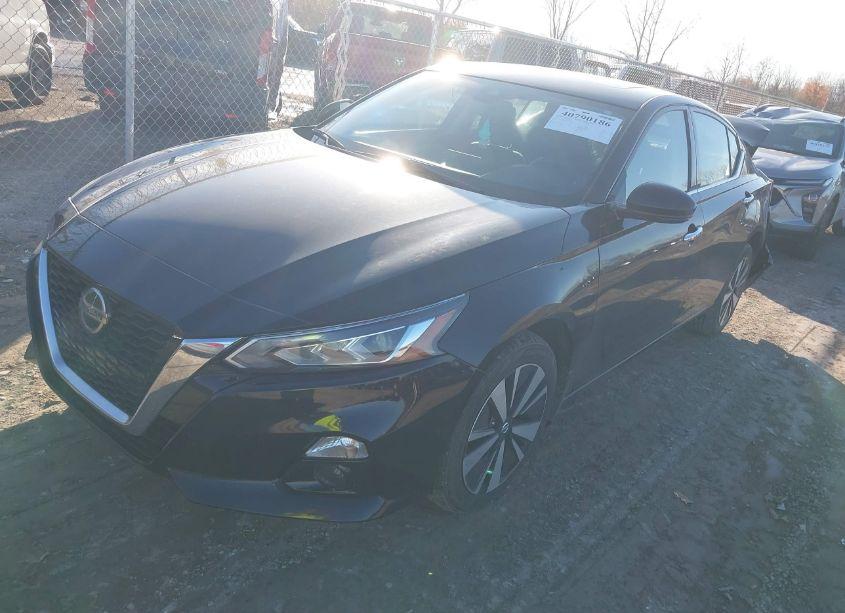 Photo 2 of 2020 Nissan Altima SV INTELLIGENT AWD (VIN 1N4BL4DW5LC262997)