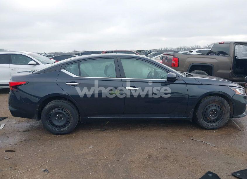 Photo 13 of 2021 Nissan Altima SV INTELLIGENT AWD (VIN 1N4BL4DW5MN301187)