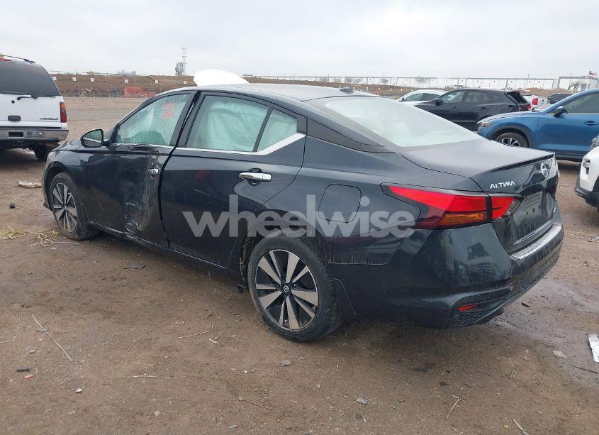 Photo 3 of 2021 Nissan Altima SV INTELLIGENT AWD (VIN 1N4BL4DW5MN301187)