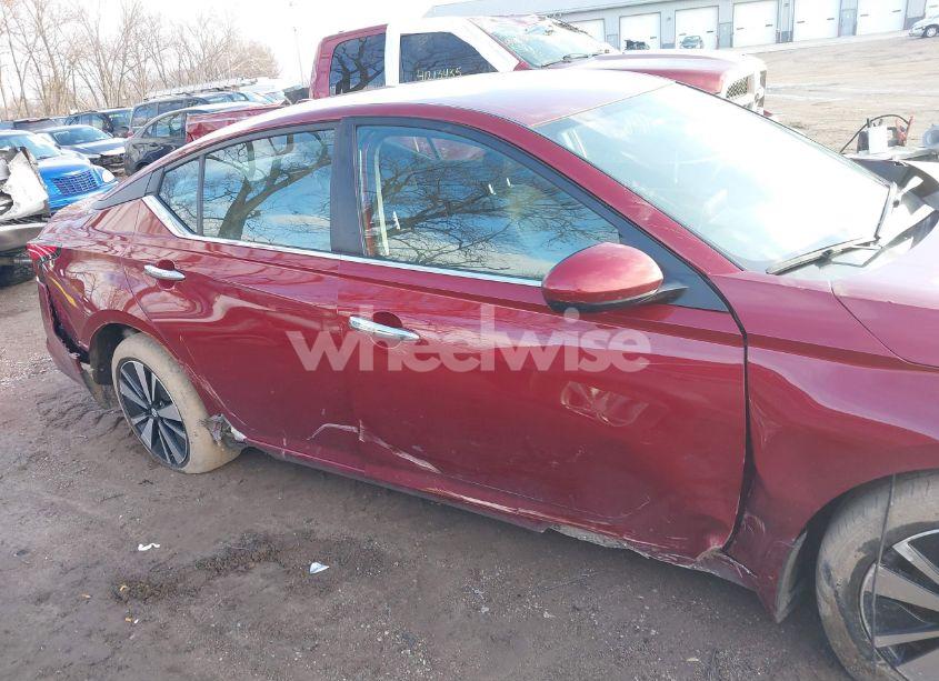 Photo 13 of 2022 Nissan Altima SV INTELLIGENT AWD (VIN 1N4BL4DW5NN391359)