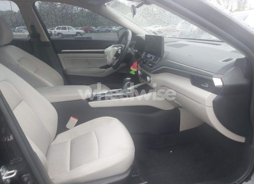 Photo 5 of 2023 Nissan Altima SV INTELLIGENT AWD (VIN 1N4BL4DW5PN309312)