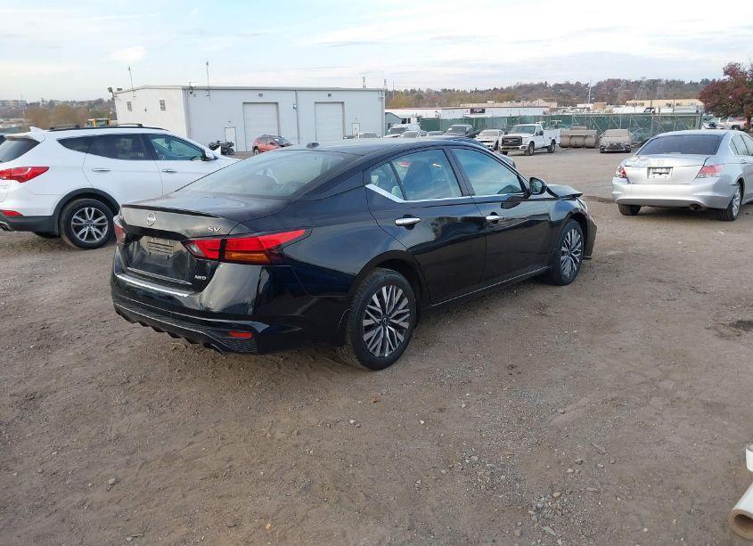 Photo 4 of 2023 Nissan Altima SV INTELLIGENT AWD (VIN 1N4BL4DW5PN339829)