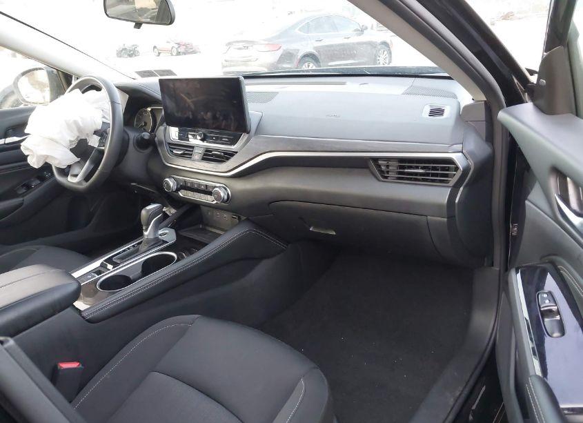 Photo 5 of 2023 Nissan Altima SV INTELLIGENT AWD (VIN 1N4BL4DW5PN339829)