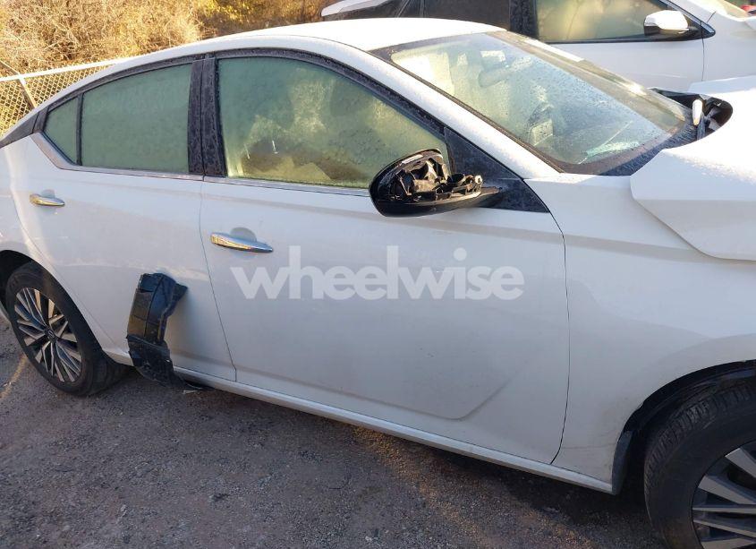 Photo 12 of 2025 Nissan Altima SV AWD (VIN 1N4BL4DW5SN352587)