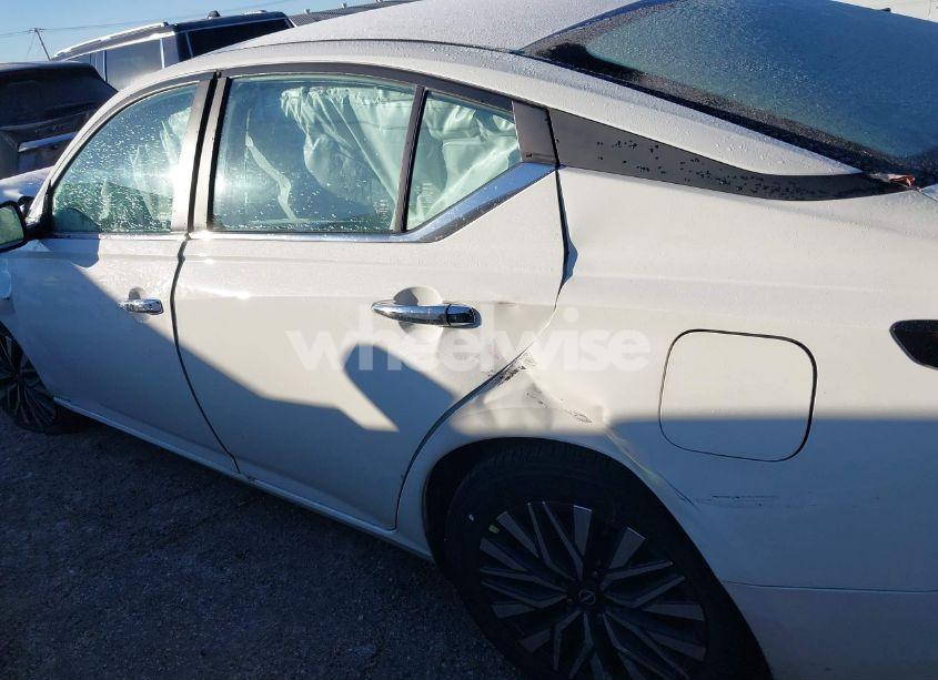 Photo 13 of 2025 Nissan Altima SV AWD (VIN 1N4BL4DW5SN352587)