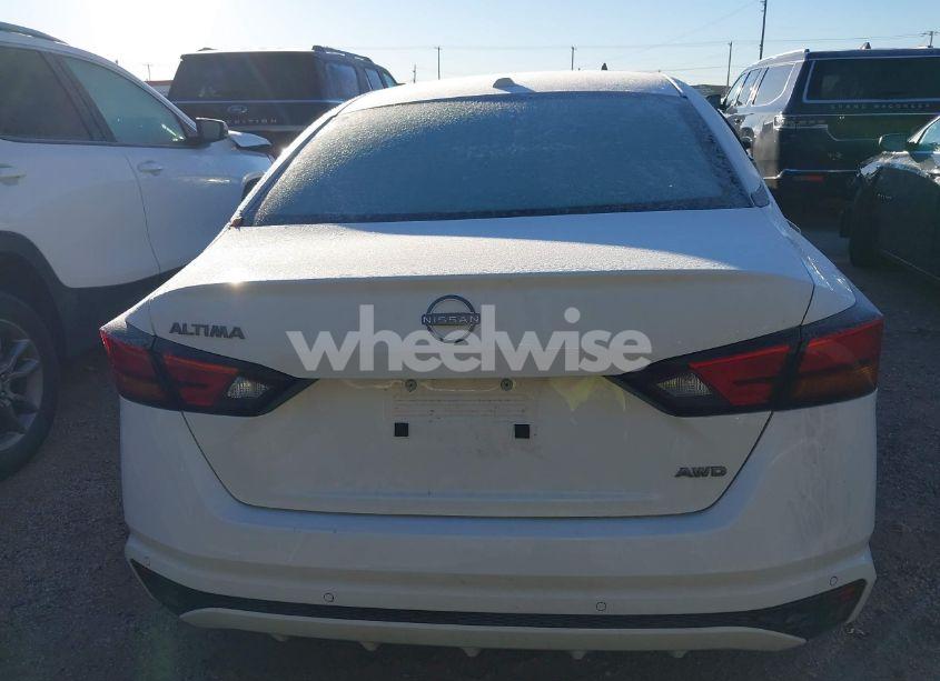 Photo 15 of 2025 Nissan Altima SV AWD (VIN 1N4BL4DW5SN352587)