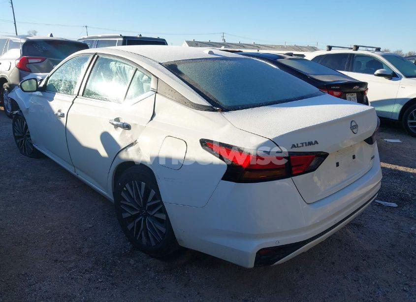 Photo 3 of 2025 Nissan Altima SV AWD (VIN 1N4BL4DW5SN352587)