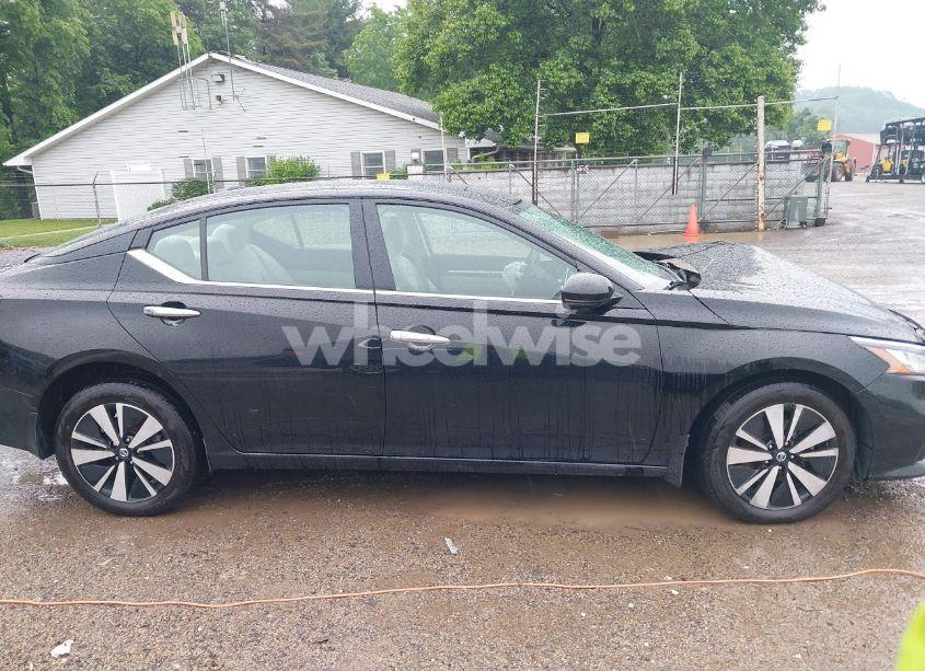 Photo 14 of 2019 Nissan Altima 2.5 SV (VIN 1N4BL4DW6KC243888)