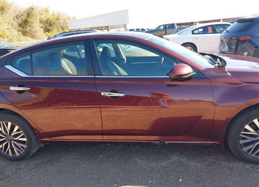 Photo 13 of 2023 Nissan Altima SV INTELLIGENT AWD (VIN 1N4BL4DW6PN312784)