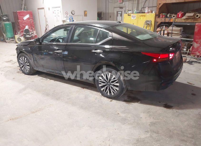 Photo 3 of 2023 Nissan Altima SV INTELLIGENT AWD (VIN 1N4BL4DW6PN315393)