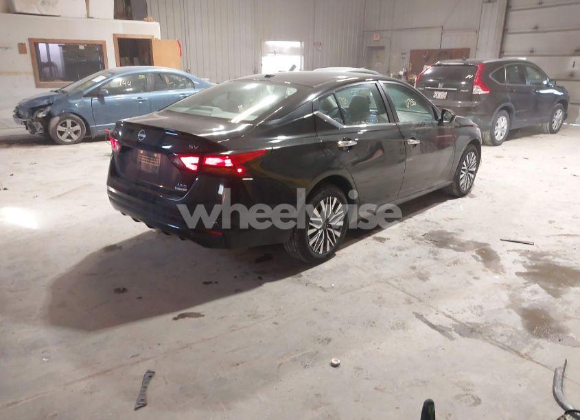 Photo 4 of 2023 Nissan Altima SV INTELLIGENT AWD (VIN 1N4BL4DW6PN315393)