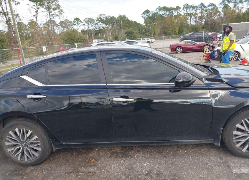 Photo 12 of 2023 Nissan Altima SV INTELLIGENT AWD (VIN 1N4BL4DW6PN338009)