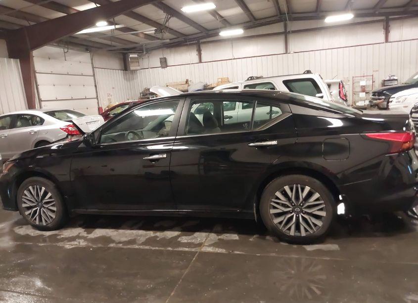 Photo 14 of 2023 Nissan Altima SV INTELLIGENT AWD (VIN 1N4BL4DW6PN401495)