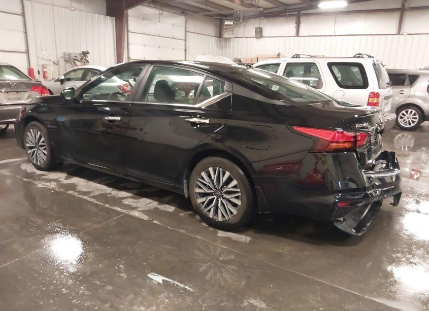 Photo 3 of 2023 Nissan Altima SV INTELLIGENT AWD (VIN 1N4BL4DW6PN401495)