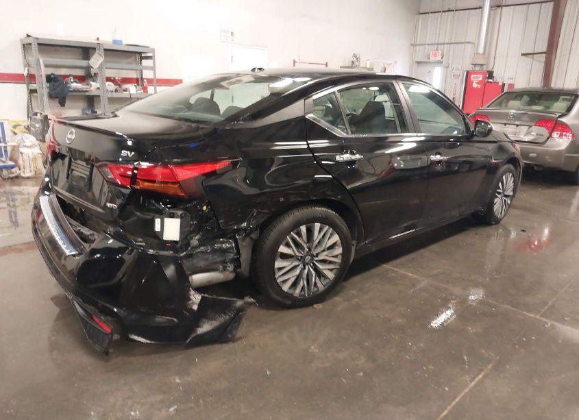 Photo 4 of 2023 Nissan Altima SV INTELLIGENT AWD (VIN 1N4BL4DW6PN401495)