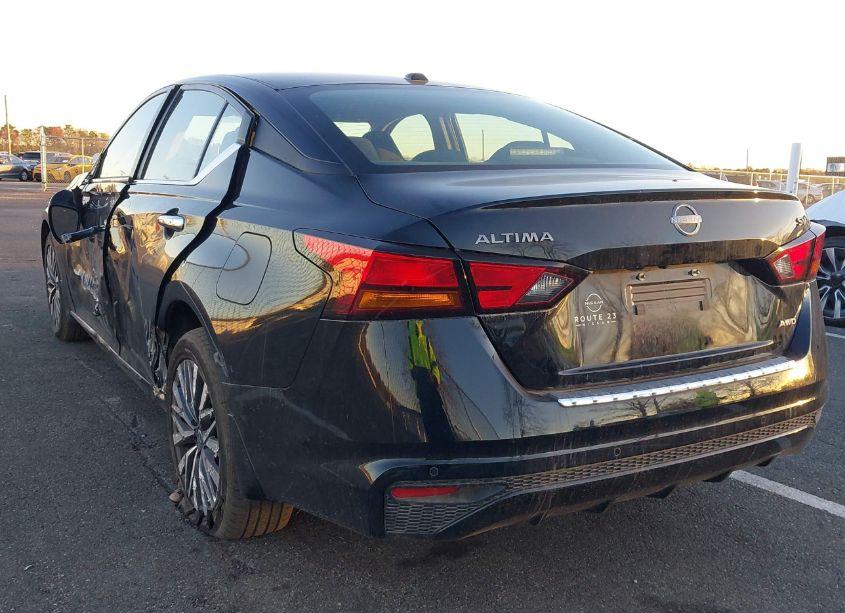 Photo 3 of 2023 Nissan Altima SV INTELLIGENT AWD (VIN 1N4BL4DW6PN413873)