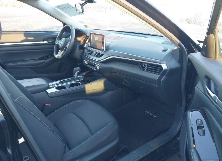 Photo 5 of 2023 Nissan Altima SV INTELLIGENT AWD (VIN 1N4BL4DW6PN413873)