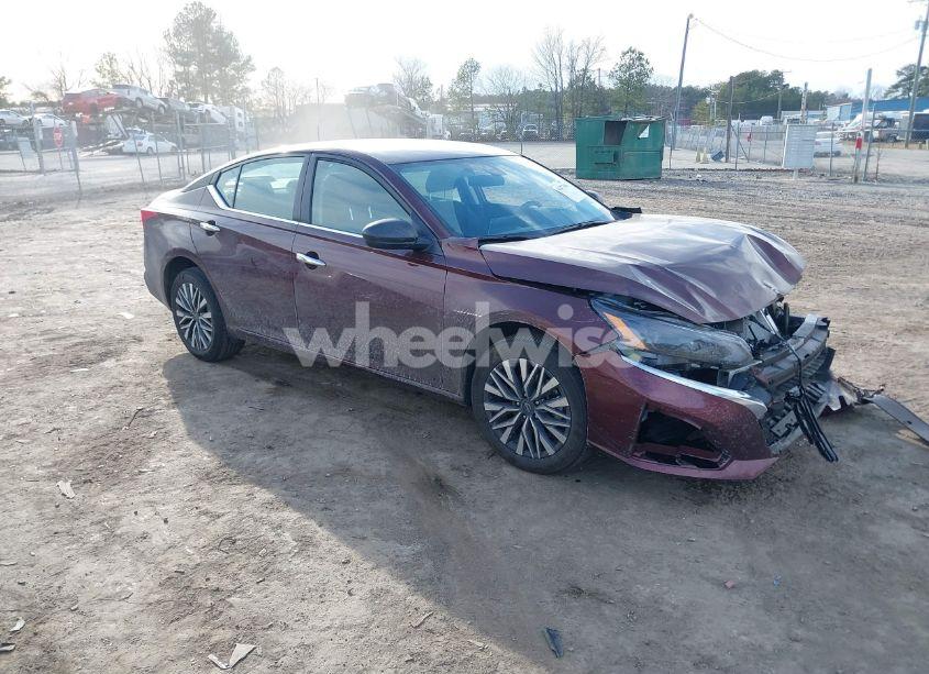 2025 Nissan Altima SV AWD (VIN 1N4BL4DW6SN318691) main photo