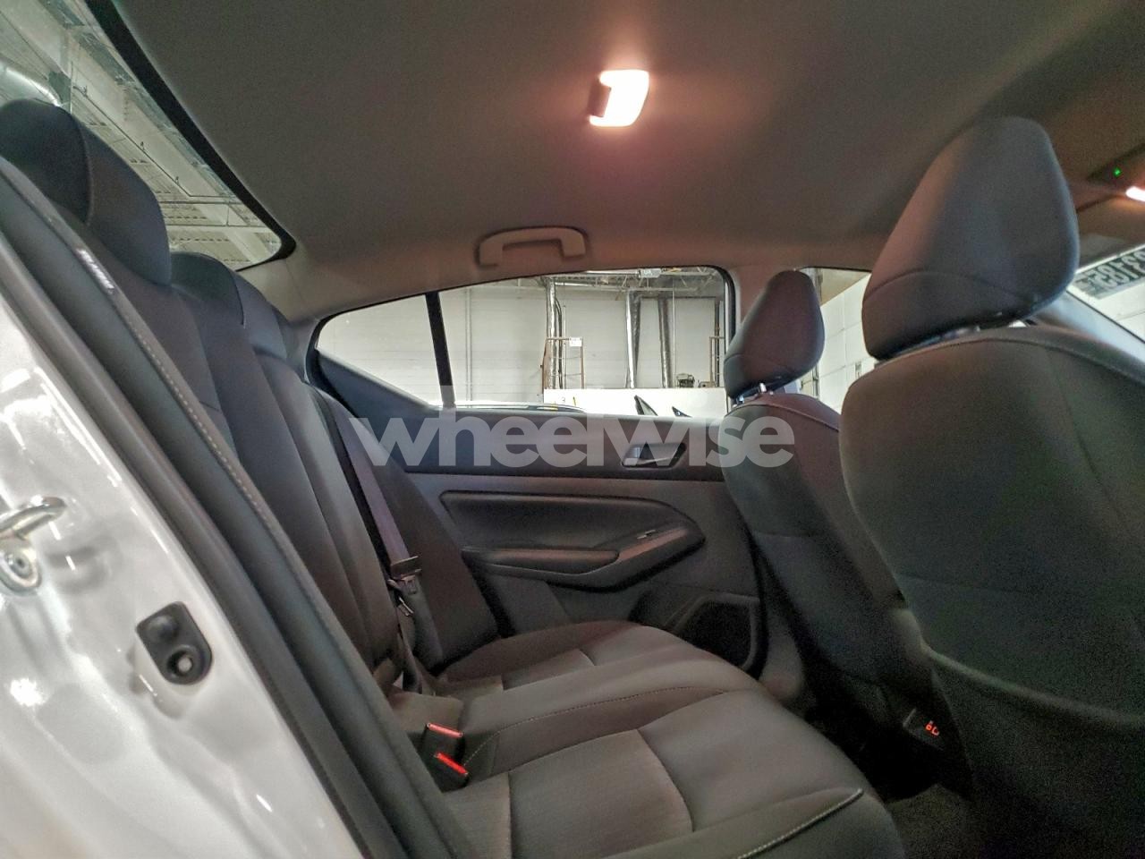 Photo 10 of 2025 NISSAN ALTIMA SV (VIN 1N4BL4DW6SN345549)