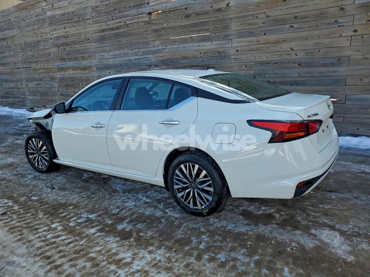 Photo 2 of 2025 NISSAN ALTIMA SV (VIN 1N4BL4DW6SN345549)
