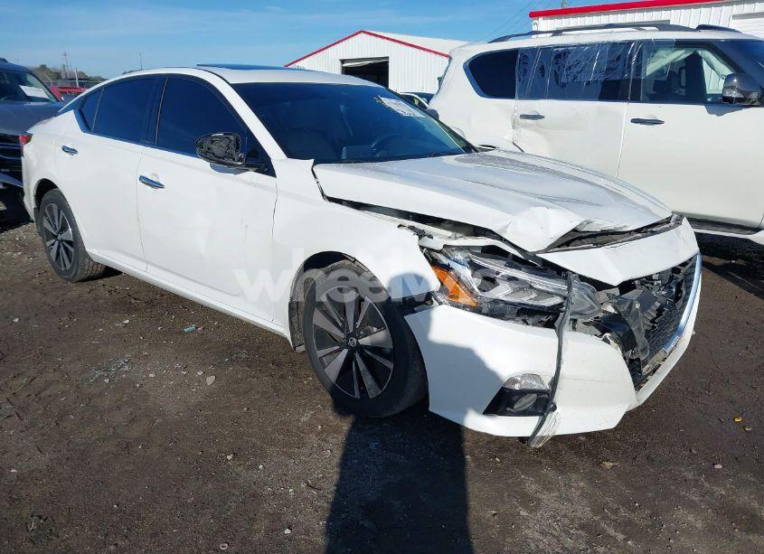 2019 Nissan Altima 2.5 SV (VIN 1N4BL4DW7KN302824) main photo