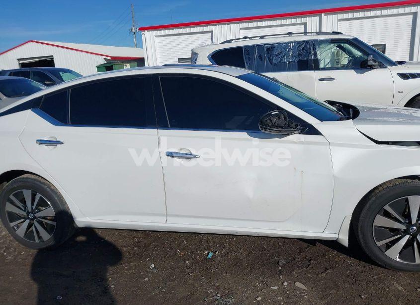 Photo 13 of 2019 Nissan Altima 2.5 SV (VIN 1N4BL4DW7KN302824)
