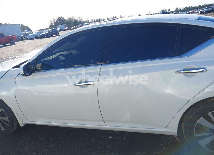 Photo 14 of 2019 Nissan Altima 2.5 SV (VIN 1N4BL4DW7KN302824)