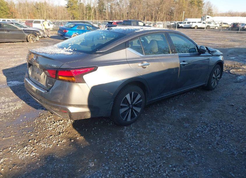 Photo 4 of 2020 Nissan Altima SV INTELLIGENT AWD (VIN 1N4BL4DW7LC282572)