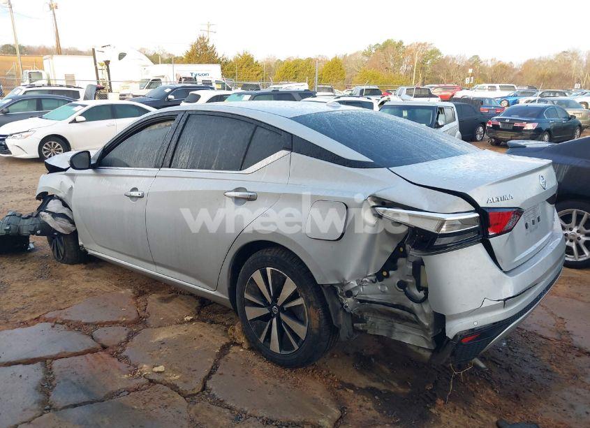 Photo 3 of 2022 Nissan Altima SV INTELLIGENT AWD (VIN 1N4BL4DW7NN366270)