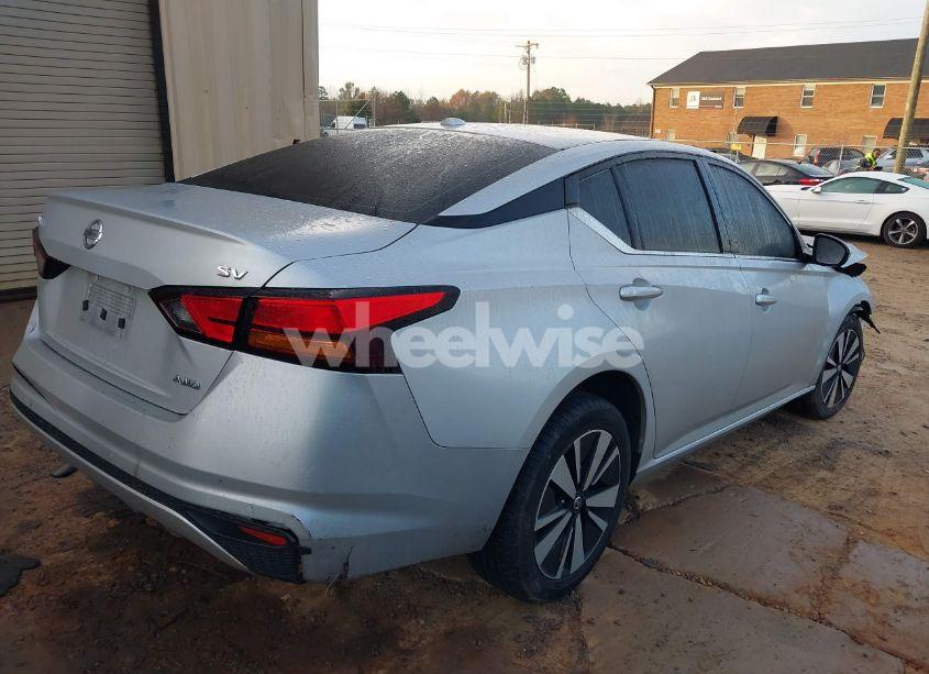 Photo 4 of 2022 Nissan Altima SV INTELLIGENT AWD (VIN 1N4BL4DW7NN366270)