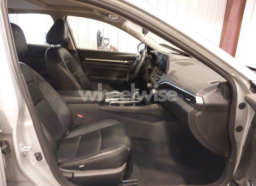 Photo 5 of 2023 Nissan Altima SV INTELLIGENT AWD (VIN 1N4BL4DW7PN328525)