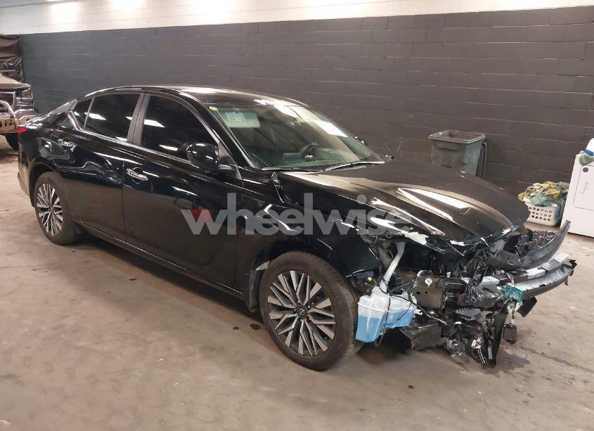 2023 Nissan Altima SV INTELLIGENT AWD (VIN 1N4BL4DW7PN398803) main photo