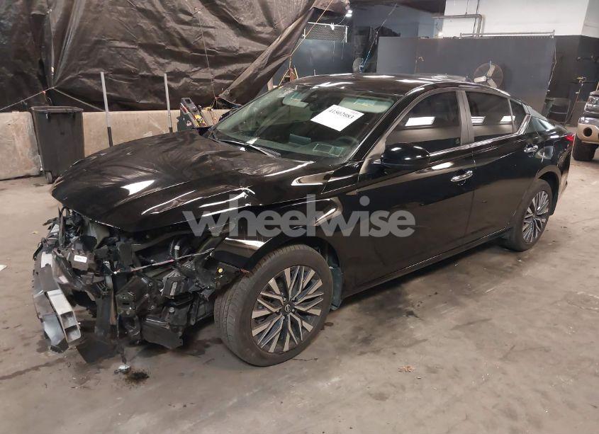 Photo 2 of 2023 Nissan Altima SV INTELLIGENT AWD (VIN 1N4BL4DW7PN398803)