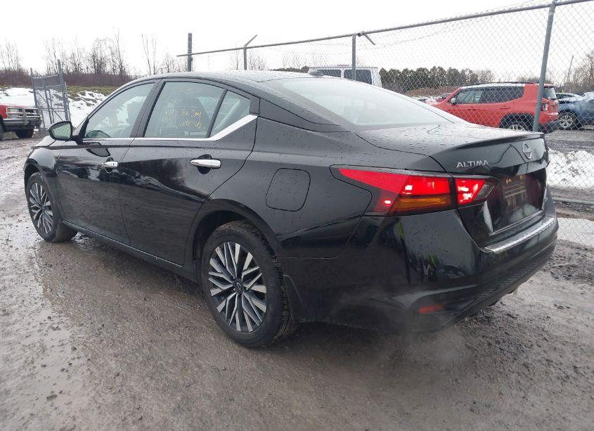 Photo 3 of 2023 Nissan Altima SV INTELLIGENT AWD (VIN 1N4BL4DW7PN402333)