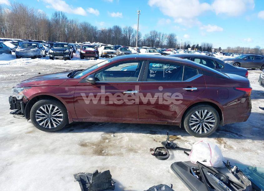 Photo 15 of 2024 Nissan Altima SV INTELLIGENT AWD (VIN 1N4BL4DW7RN425503)