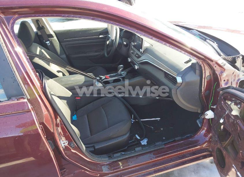 Photo 5 of 2024 Nissan Altima SV INTELLIGENT AWD (VIN 1N4BL4DW7RN425503)