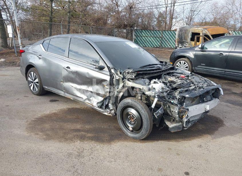 2022 Nissan Altima SV INTELLIGENT AWD (VIN 1N4BL4DW8NN340146) main photo