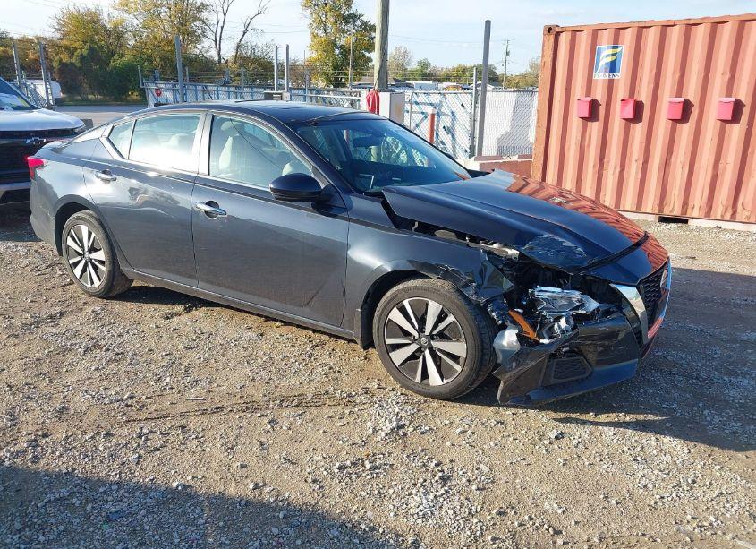 2022 Nissan Altima SV INTELLIGENT AWD (VIN 1N4BL4DW8NN358372) main photo
