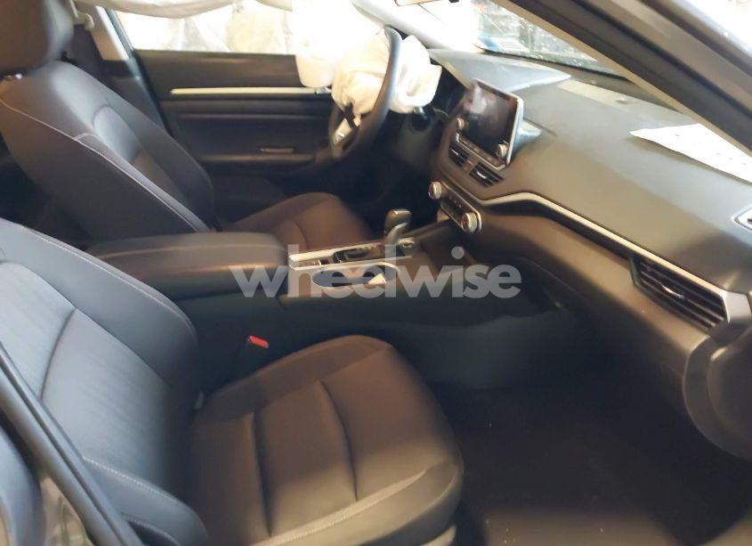 Photo 5 of 2022 Nissan Altima SV INTELLIGENT AWD (VIN 1N4BL4DW8NN406517)