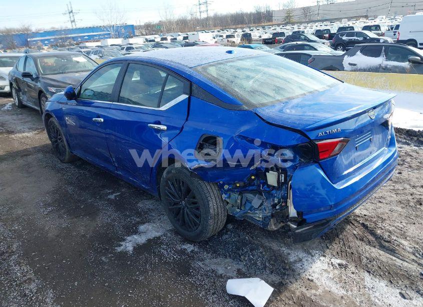 Photo 3 of 2025 Nissan Altima SV AWD (VIN 1N4BL4DW8SN336870)