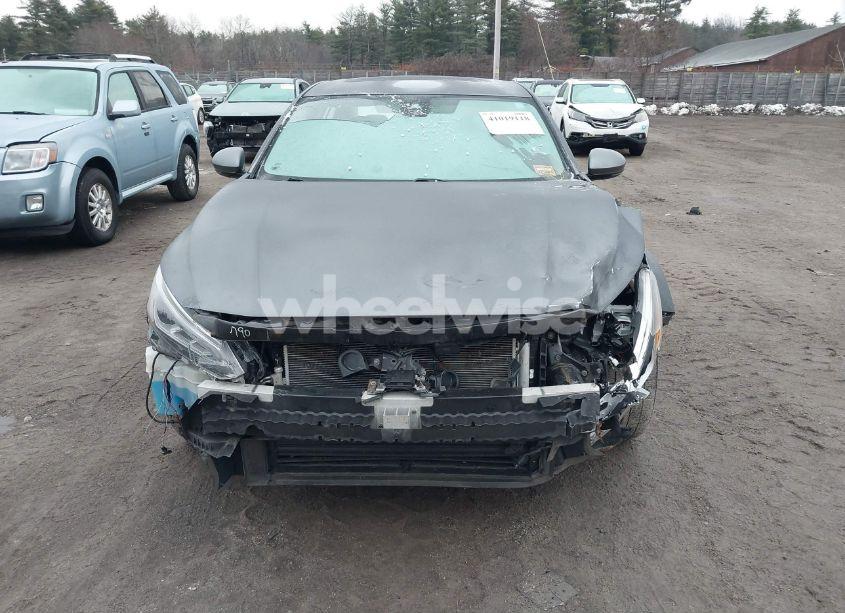 Photo 13 of 2019 Nissan Altima 2.5 SV (VIN 1N4BL4DW9KN304235)