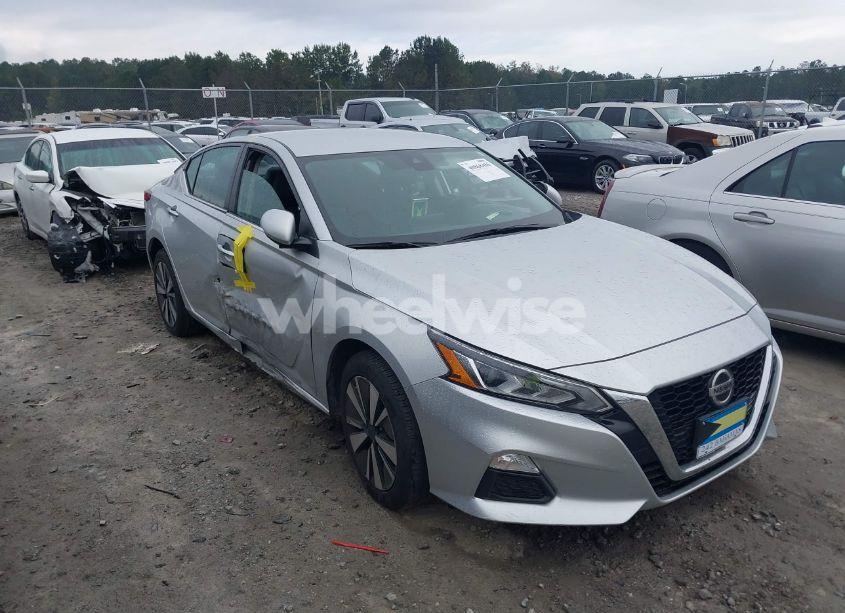 Photo 13 of 2021 Nissan Altima SV INTELLIGENT AWD (VIN 1N4BL4DW9MN314833)