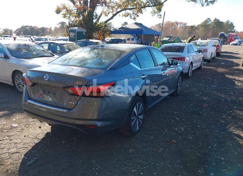 Photo 4 of 2021 Nissan Altima SV INTELLIGENT AWD (VIN 1N4BL4DW9MN384283)