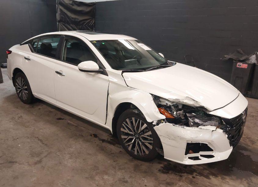 2023 Nissan Altima SV INTELLIGENT AWD (VIN 1N4BL4DW9PN395224) main photo