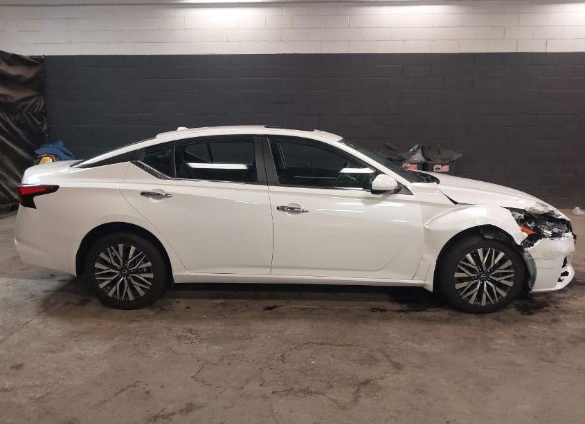 Photo 13 of 2023 Nissan Altima SV INTELLIGENT AWD (VIN 1N4BL4DW9PN395224)