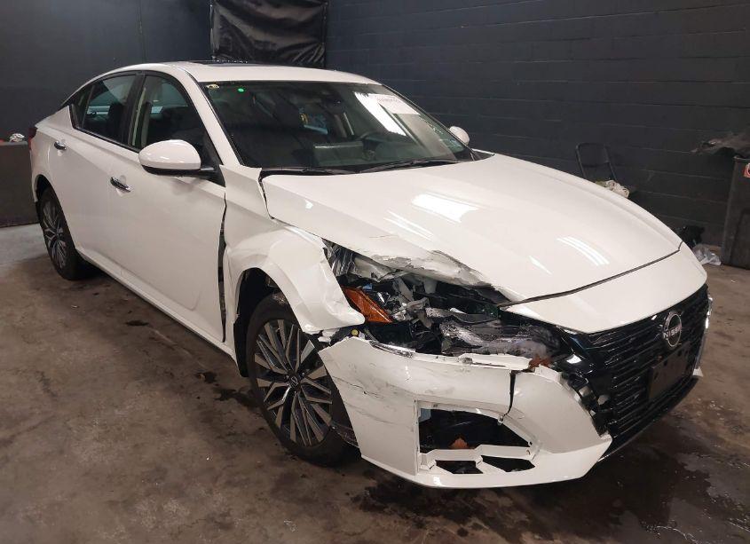 Photo 6 of 2023 Nissan Altima SV INTELLIGENT AWD (VIN 1N4BL4DW9PN395224)