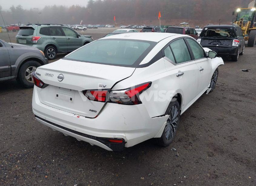 Photo 4 of 2024 Nissan Altima SV INTELLIGENT AWD (VIN 1N4BL4DW9RN401879)