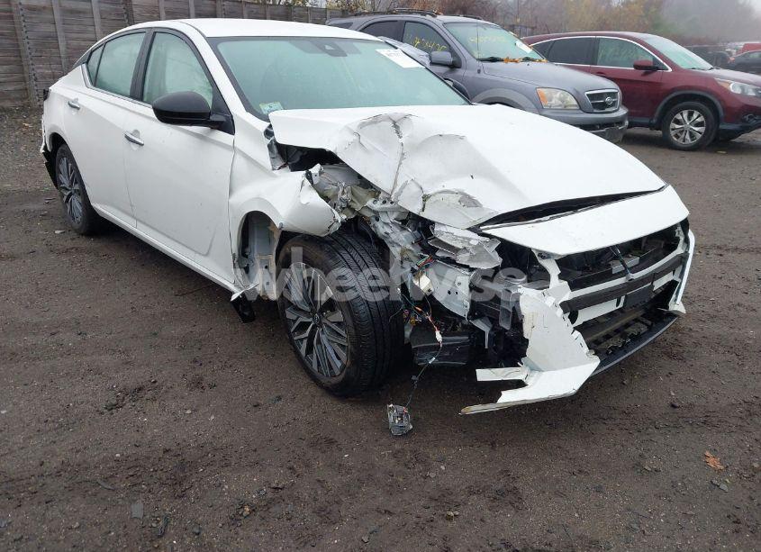 Photo 6 of 2024 Nissan Altima SV INTELLIGENT AWD (VIN 1N4BL4DW9RN401879)