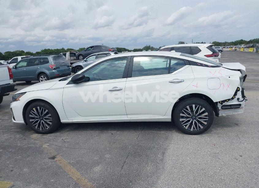 Photo 15 of 2025 Nissan Altima SV AWD (VIN 1N4BL4DW9SN354116)