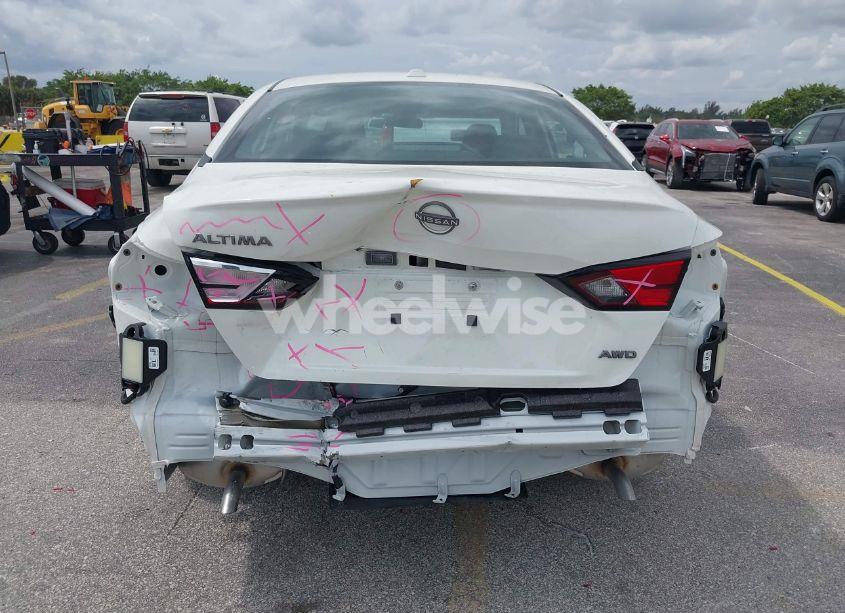Photo 6 of 2025 Nissan Altima SV AWD (VIN 1N4BL4DW9SN354116)